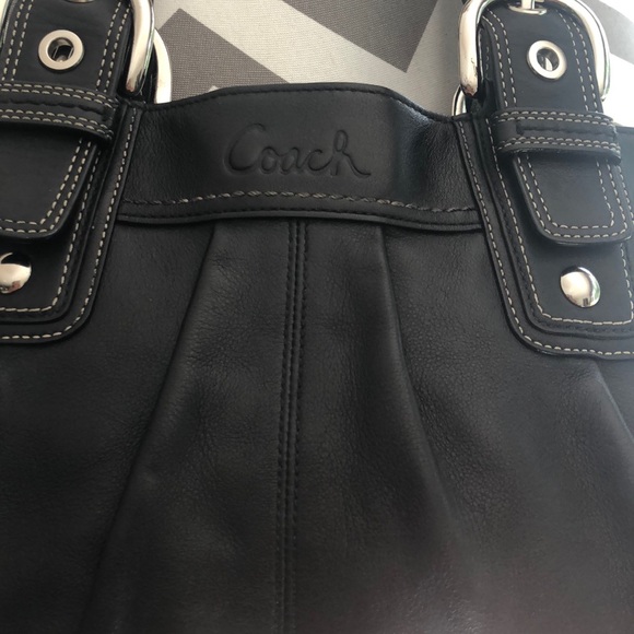 🎉 Coach Large Black Soho Leather Tote Bag - Picture 2 of 9